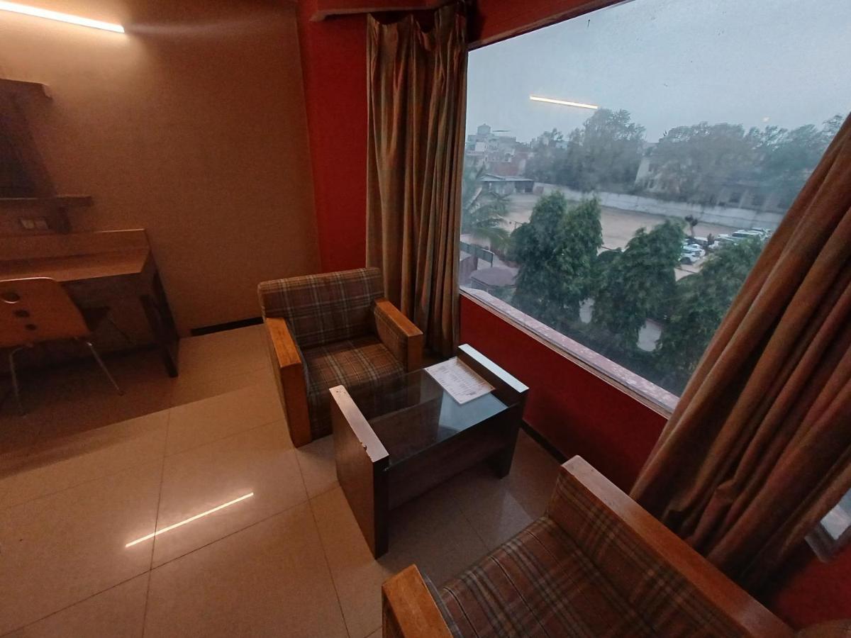 Maya International Hotel 3*