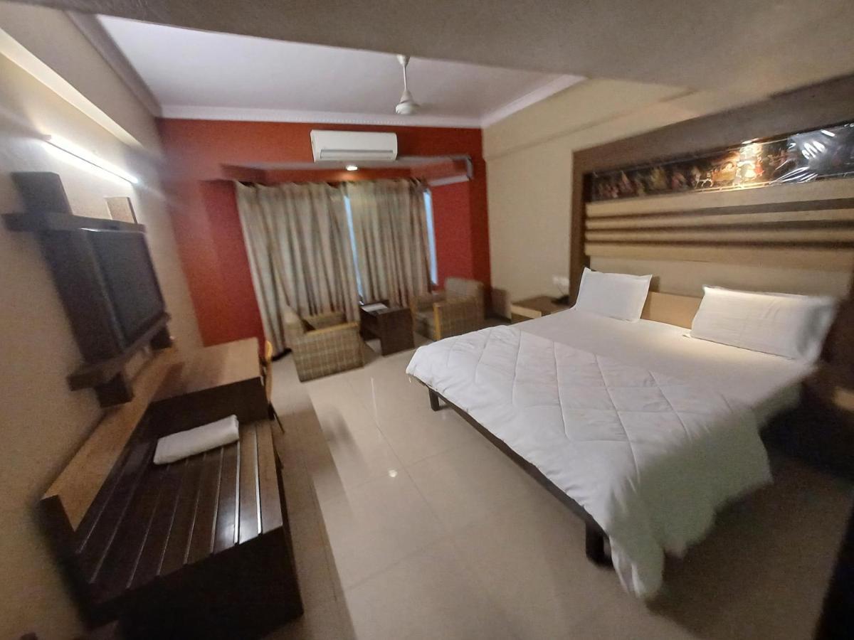 Maya International Hotel 3*